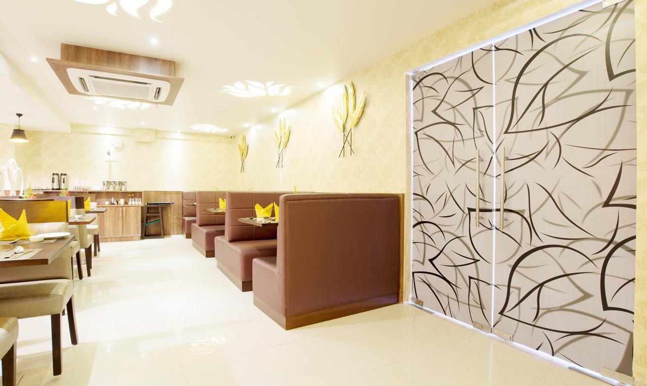 Olive Tree Hotel Виджаявада Экстерьер фото